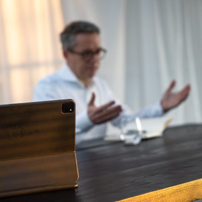 AngelaMSchlabitz-CONTENT-HeikoMueller-Conugere-ARV6408 Large